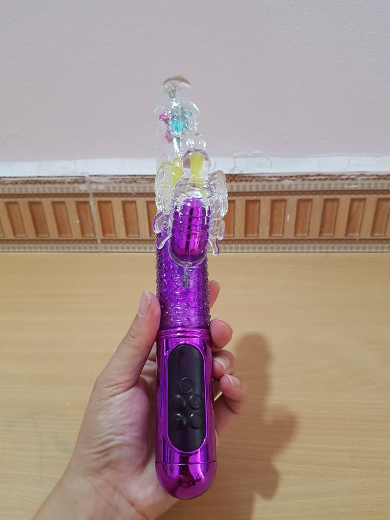 Dương vật silicon rung xoay thụt